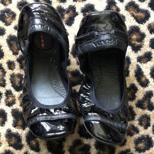 Prada patent leather flats sz37